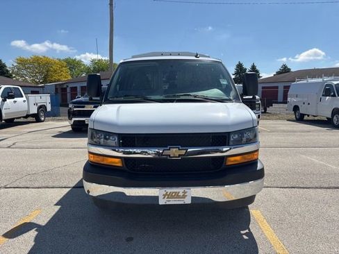 New 2024 Chevrolet Express 3500 RWD image 5