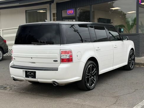 Used 2013 Ford Flex SEL FWD image 5