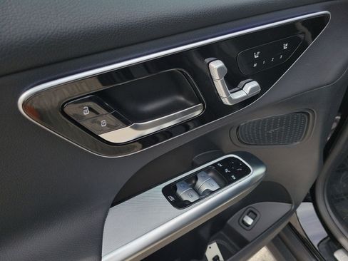 Certified 2026 Mercedes-Benz GLC 300 image 29