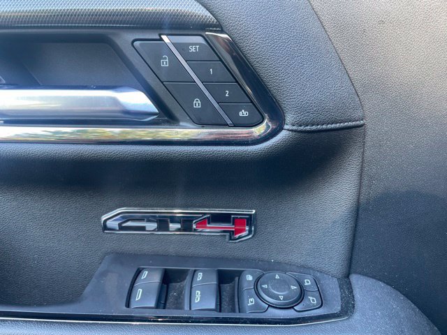 Used 2024 GMC Sierra 1500 AT4 w/ Technology Package AWD/4WD image 9
