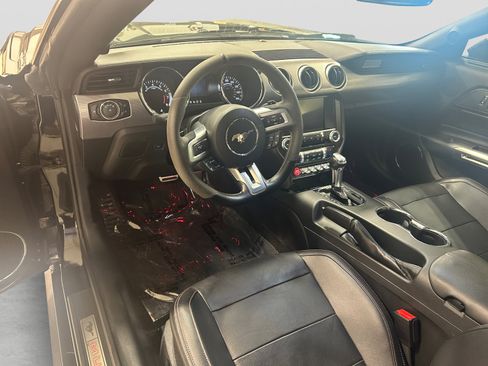 Used 2015 Ford Mustang Premium RWD image 10