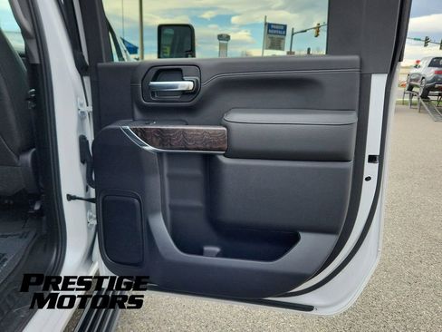 Used 2023 GMC Sierra 2500 Denali image 26