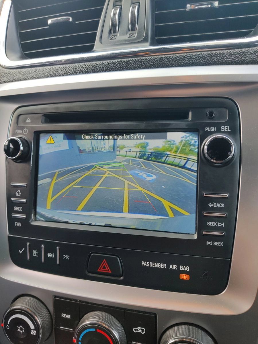 Used 2016 GMC Acadia SLE FWD image 31