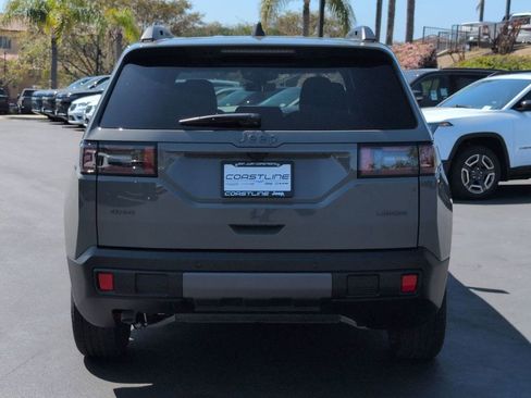 New 2026 Jeep Cherokee Laredo image 6