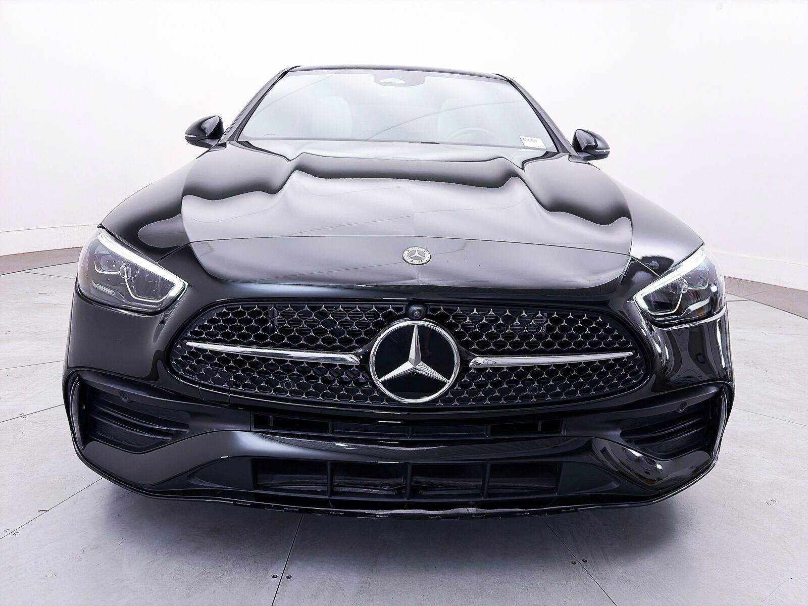 Used 2023 Mercedes-Benz C 300 Sedan image 11