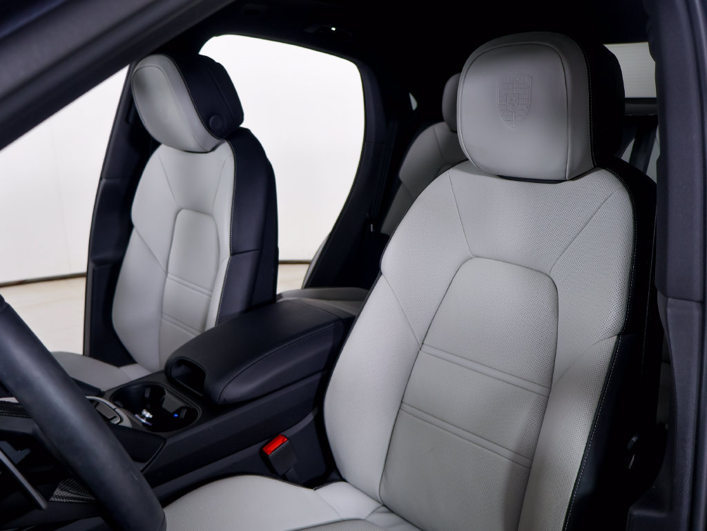 Certified 2026 Porsche Cayenne S AWD/4WD image 14