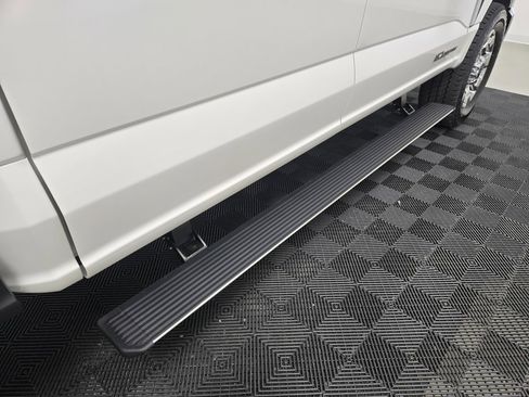 New 2025 Ford F250 Lariat w/ Lariat Ultimate Package image 30