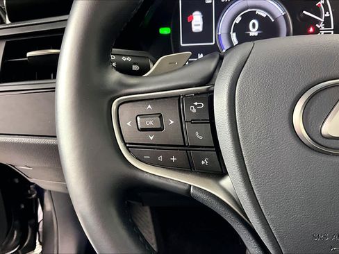 Used 2025 Lexus ES 300h w/ Premium Package image 22