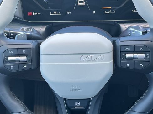 New 2026 Kia K4 GT-Line FWD image 24
