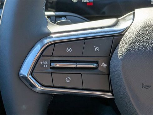 New 2026 Chevrolet Equinox LT image 18