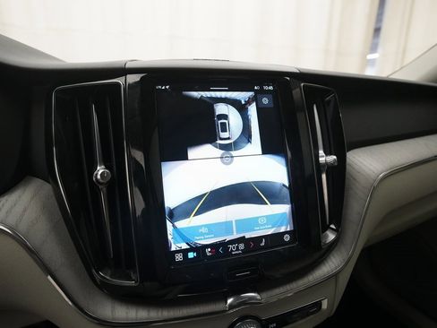 Used 2024 Volvo XC60 B5 Plus w/ Protection Package Premier image 20