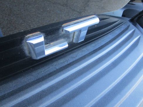 Used 2021 Chevrolet Tahoe LT image 13