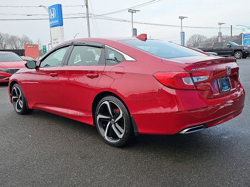 Used 2018 Honda Accord Sport image 6