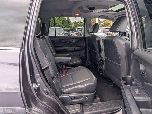 Used 2019 Honda Pilot Elite image 19