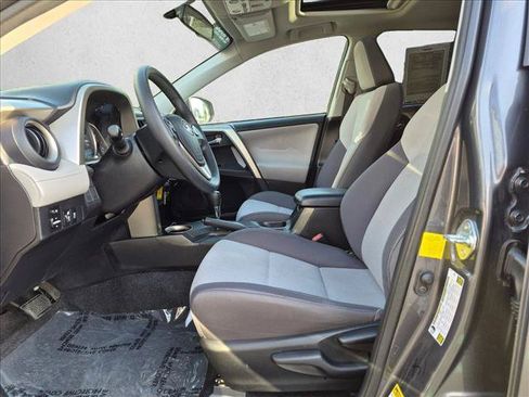 Used 2015 Toyota RAV4 XLE FWD image 16