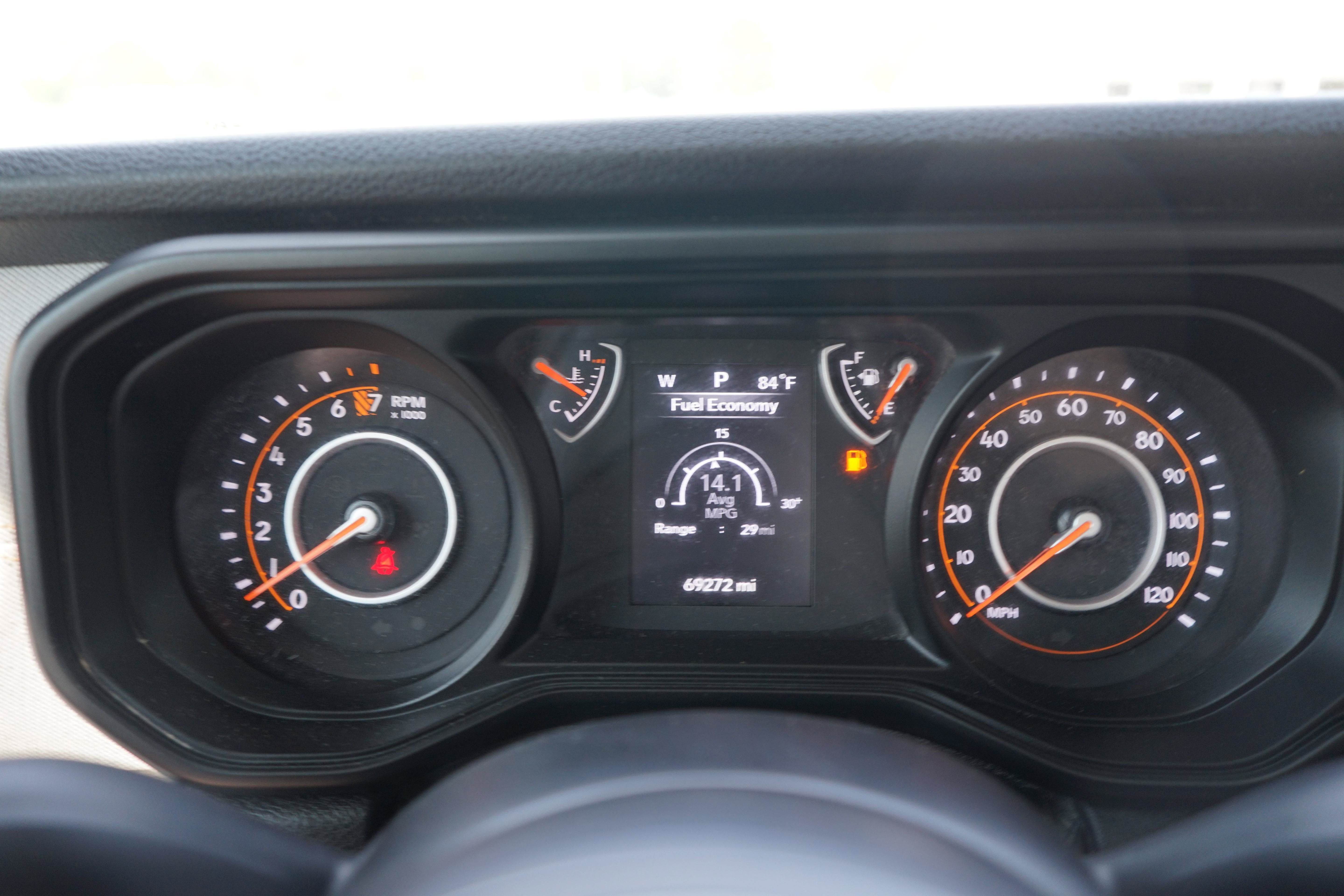 Used 2025 Jeep Gladiator Sport AWD/4WD image 11