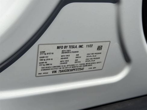 Used 2023 Tesla Model X AWD/4WD image 23