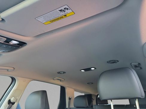 Used 2025 Hyundai Palisade SEL image 16