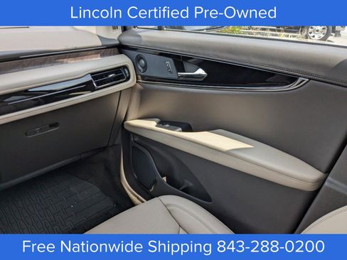 Certified 2023 Lincoln Nautilus Reserve w/ Equipment Group 201A image 18