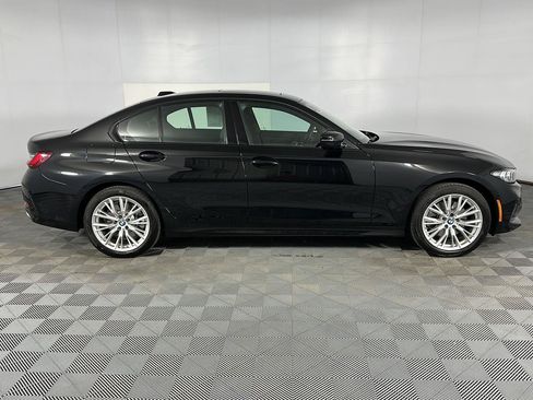 Used 2023 BMW 330i xDrive Sedan w/ Driving Assistance Package AWD/4WD image 32