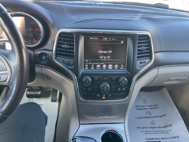 Used 2014 Jeep Grand Cherokee Overland AWD/4WD image 12