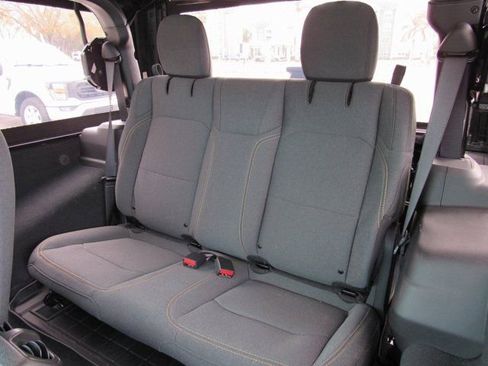Used 2024 Jeep Wrangler Sport AWD/4WD image 12