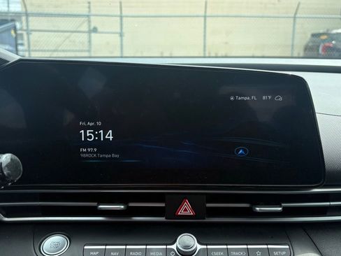 Used 2023 Hyundai Elantra SEL w/ Convenience Package image 20