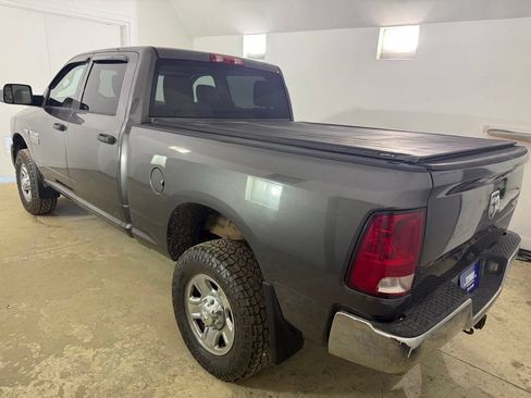 Used 2014 RAM 2500 Tradesman w/ Chrome Appearance Group AWD/4WD image 3