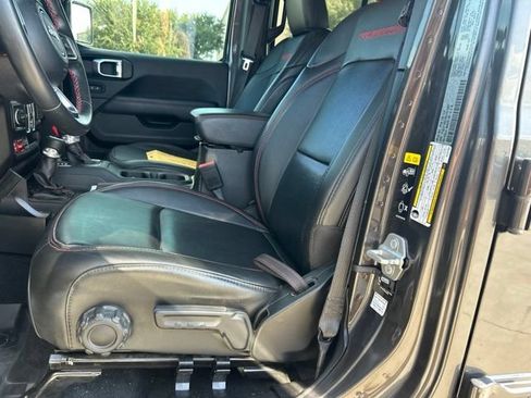 Used 2022 Jeep Gladiator Rubicon w/ Trailer Tow Package AWD/4WD image 17