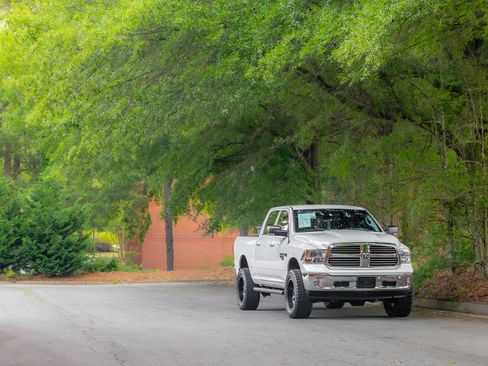 Used 2019 RAM 1500 Big Horn AWD/4WD image 37