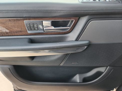 Used 2013 Land Rover Range Rover Sport HSE LUX image 23