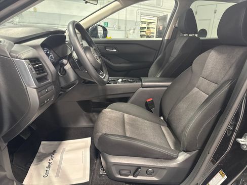 Used 2024 Nissan Rogue SV AWD/4WD image 23