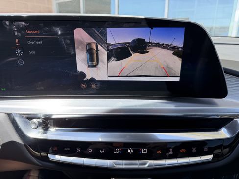 Used 2024 Cadillac Lyriq Sport RWD image 21