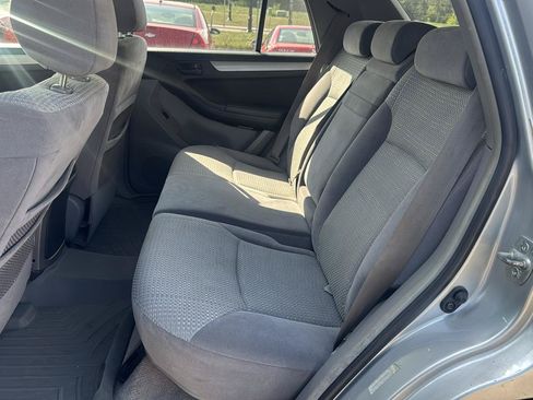 Used 2005 Toyota 4Runner SR5 AWD/4WD image 11