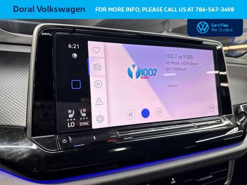 Certified 2025 Volkswagen Atlas Peak Edition SE image 17