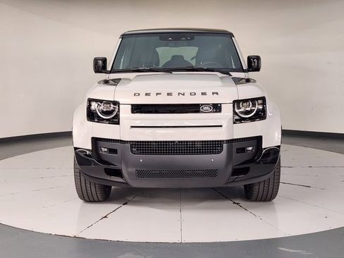 New 2026 Land Rover Defender 110 X-Dynamic SE AWD/4WD image 9