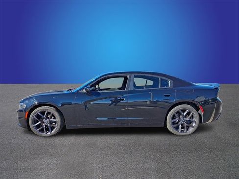 Used 2020 Dodge Charger SXT w/ Blacktop Package image 7