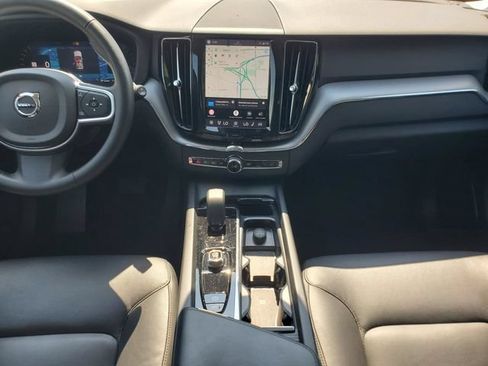 Certified 2025 Volvo XC60 B5 Core AWD/4WD image 29