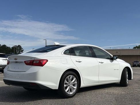 Used 2024 Chevrolet Malibu LT FWD image 8