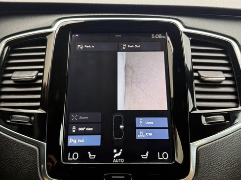 Used 2018 Volvo XC90 T6 Momentum w/ Convenience Package AWD/4WD image 39