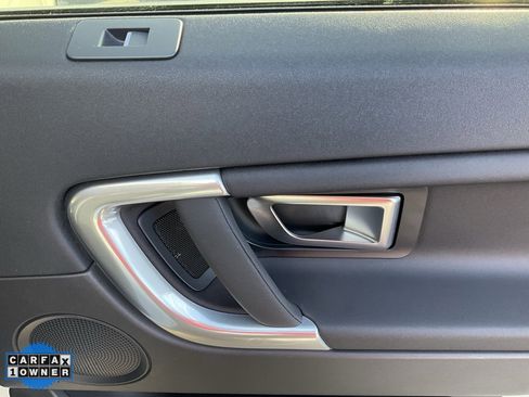 Used 2019 Land Rover Discovery Sport SE image 62