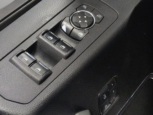 Used 2019 Ford F150 Lariat image 27