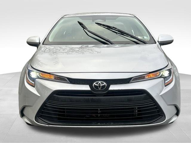 Used 2024 Toyota Corolla LE FWD image 8