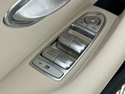 Used 2021 Mercedes-Benz E 350 Sedan image 12
