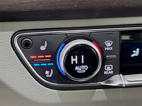 Used 2024 Audi Q5 2.0T Prestige image 22