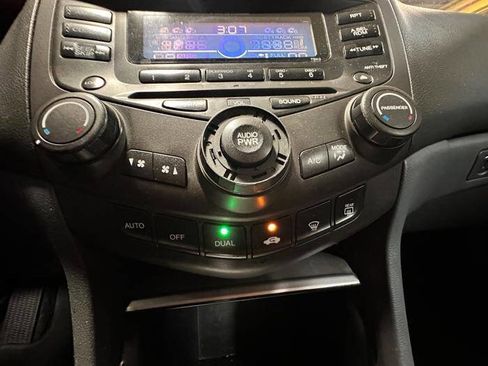 Used 2003 Honda Accord EX image 38