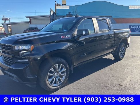 Used 2022 Chevrolet Silverado 1500 RST image 3