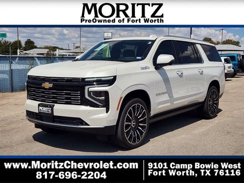 Certified 2025 Chevrolet Suburban High Country AWD/4WD image 1