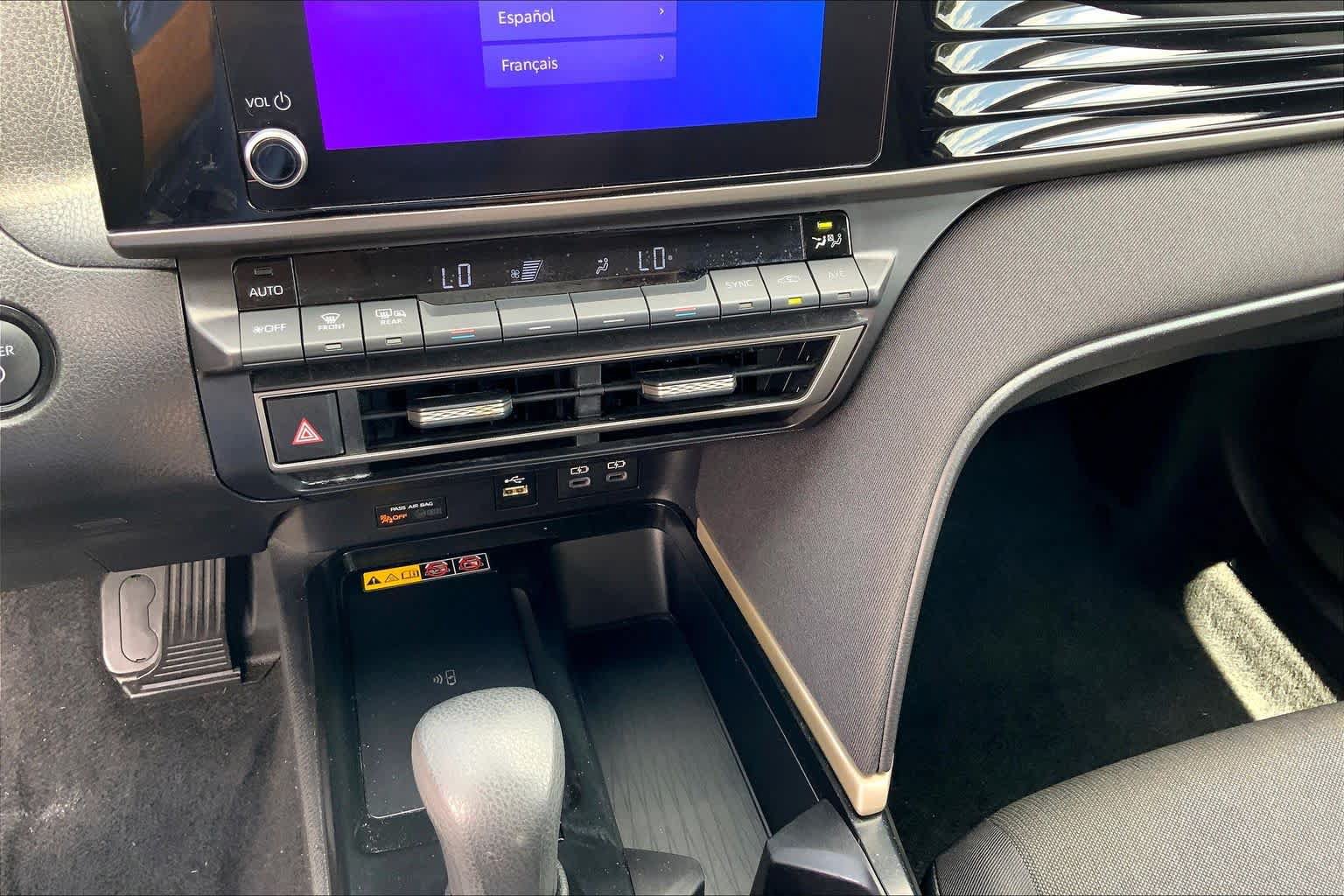 Used 2025 Toyota Camry LE FWD image 35