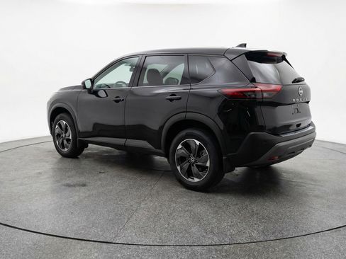 Used 2025 Nissan Rogue SV FWD image 6